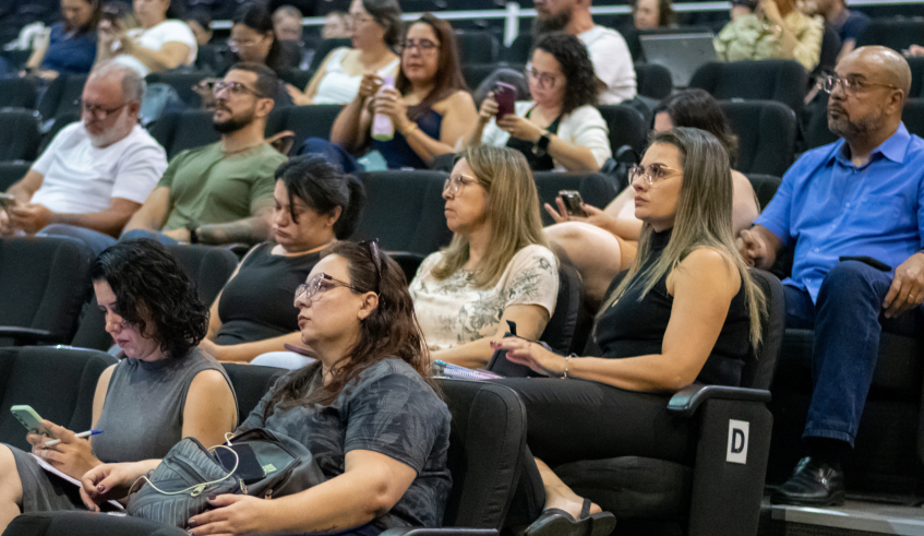Programa ‘Mogi pela Educação’ Conclui Ciclo de Capacitação com Diretores e Educadores Programa 'Mogi pela Educação' Conclui Ciclo de Capacitação com Diretores e Educadores