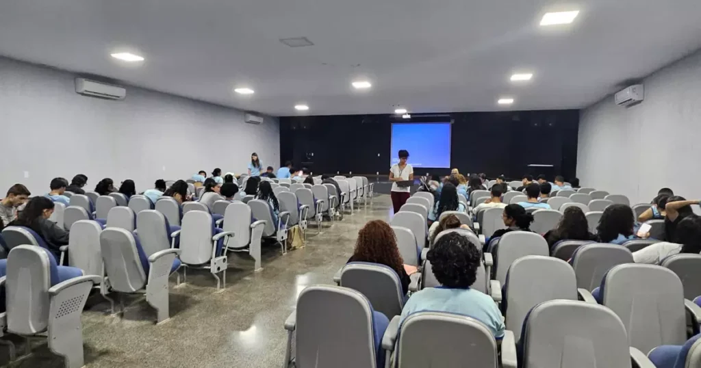 Saúde Socioemocional de Estudantes: Pesquisa Revela Desafios no DF