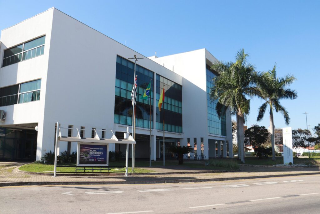 Sorocaba Abre Inscrições para Curso Gratuito de Atendimento e Recepção para Maiores de 60 Anos