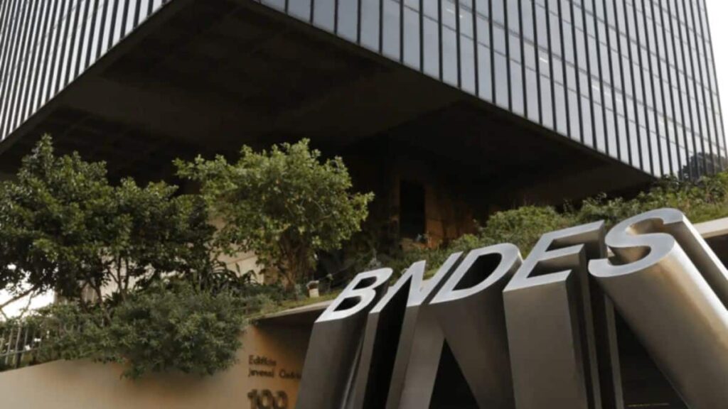 BNDES Libera R$ 500 Milhões para Investimentos da Toyota no Brasil