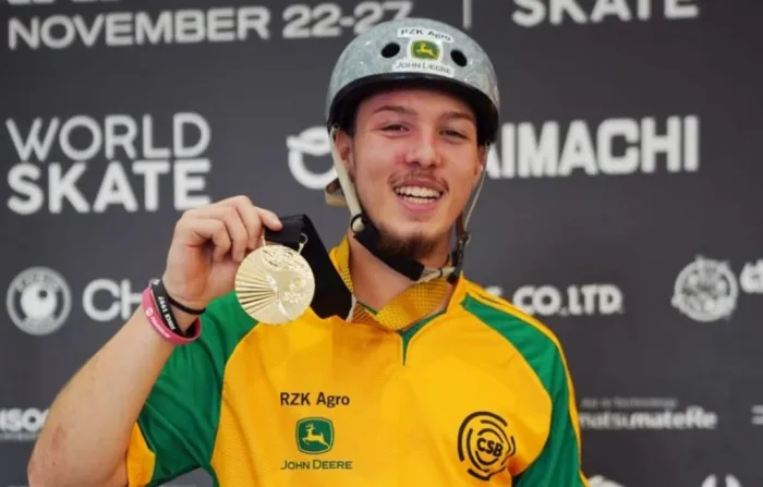 Campeão Mundial de Patins: Danilo Senna Inova com Técnicas Online e Sonhos de Inclusão Campeão Mundial de Patins: Danilo Senna Inova com Técnicas Online e Sonhos de Inclusão
