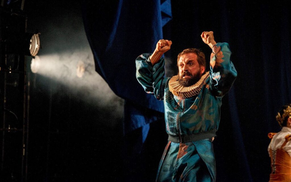 Céu da Língua: A Poesia de Gregório Duvivier em Cena Céu da Língua: A Poesia de Gregório Duvivier em Cena