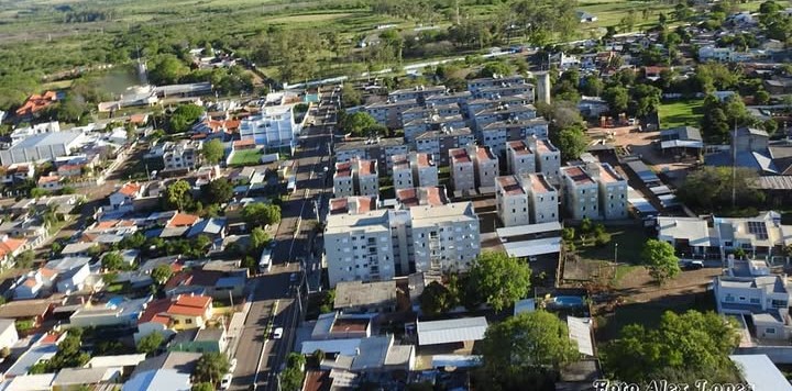 Emendas Impositivas Alcançam R$ 9,5 Milhões Focando em Saúde e Educação Emendas Impositivas Alcançam R$ 9,5 Milhões Focando em Saúde e Educação