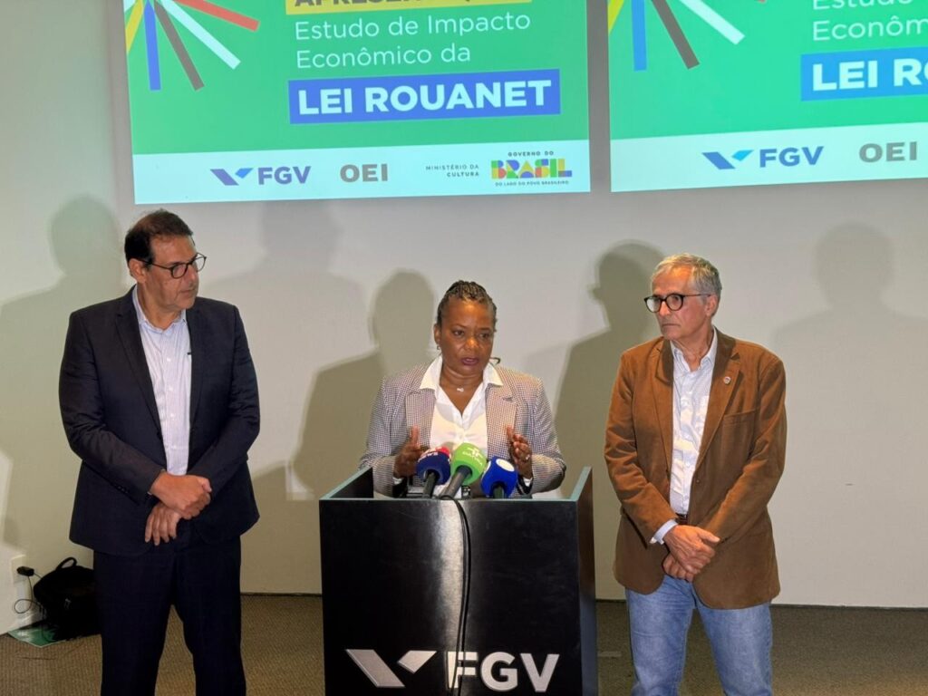 Ministra da Cultura Defende Lei Rouanet em São Paulo: 'Demonização Injustificável'