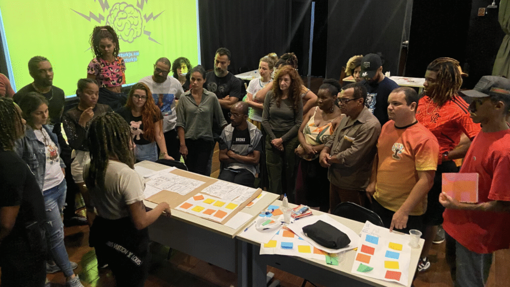 Programa CRIA RJ Abre Vagas para Profissionais da Cultura em Duque de Caxias e Queimados Programa CRIA RJ Abre Vagas para Profissionais da Cultura em Duque de Caxias e Queimados