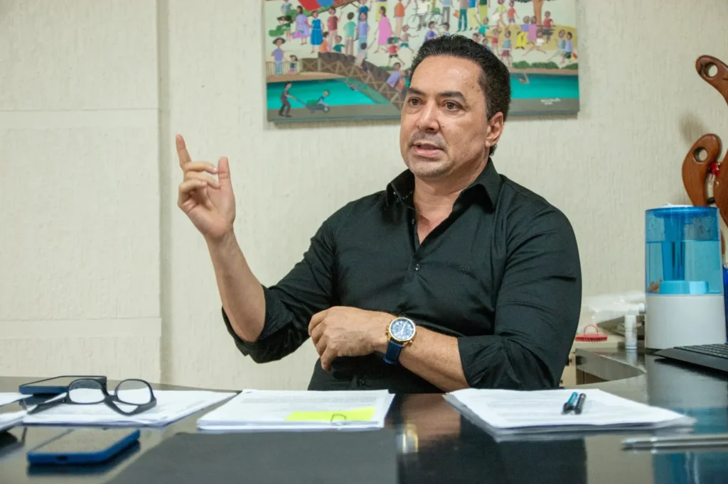 Reestruturação Cultural em Goiânia: Orquestra, Bibliotecas e Espaços Públicos em Foco