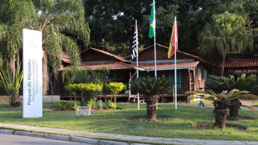 Reinauguração do Orquidário no Parque da Biquinha em Sorocaba: Celebração da Educação Ambiental Reinauguração do Orquidário no Parque da Biquinha em Sorocaba: Celebração da Educação Ambiental