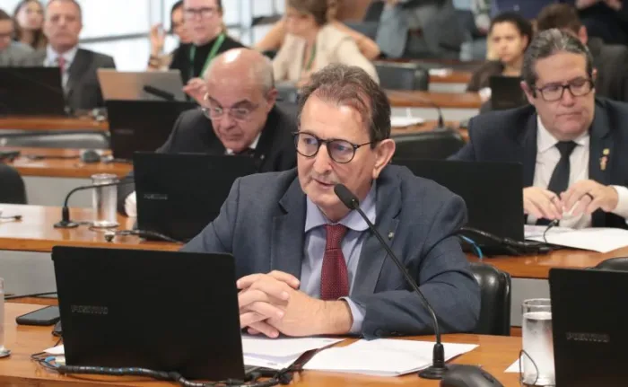 Brasil Avança com o Mapa do Caminho para Economia de Baixo Carbono e Desmatamento Zero Brasil Avança com o Mapa do Caminho para Economia de Baixo Carbono e Desmatamento Zero