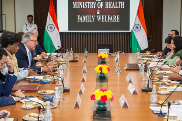 Brasil e Índia: Parceria para Produção de Medicamentos e Vacinas Brasil e Índia: Parceria para Produção de Medicamentos e Vacinas