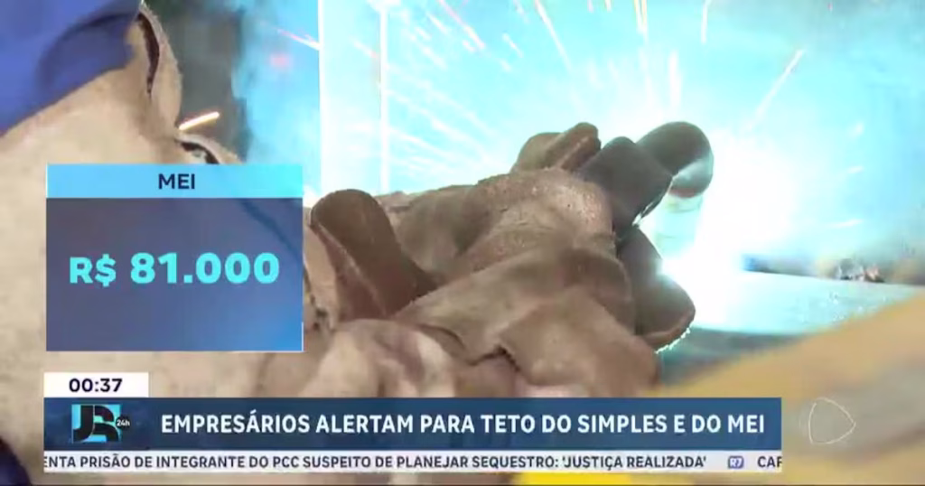 Congelamento do Simples Nacional e do MEI: Impactos no Crescimento dos Pequenos Negócios Congelamento do Simples Nacional e do MEI: Impactos no Crescimento dos Pequenos Negócios