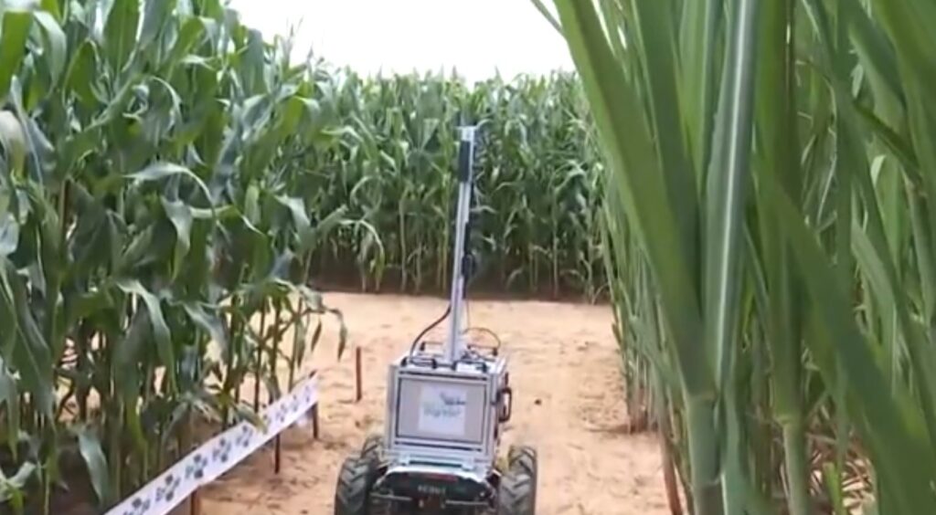 Coplacampo 2023: Inovações em Agronegócio com Protetor Solar e Robô Inteligente Coplacampo 2023: Inovações em Agronegócio com Protetor Solar e Robô Inteligente