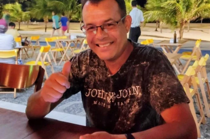 Despedida de Carlos Ivan Pereira: Professor Aposentado da Educação do DF Falece aos 56 Anos Despedida de Carlos Ivan Pereira: Professor Aposentado da Educação do DF Falece aos 56 Anos