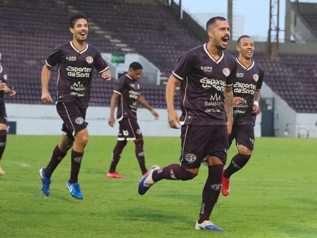 Ferroviária Garante Vitória e Mantém Liderança da A2, Enquanto São Bento Continua na Lanterna