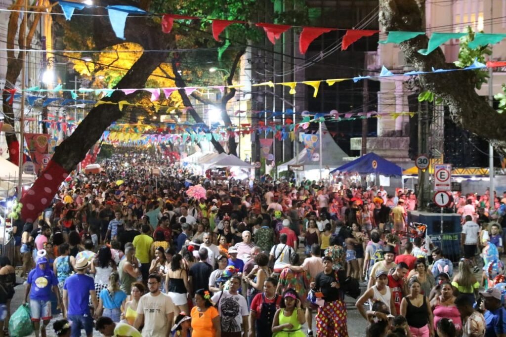 Recife Inova com Central de Teleatendimento em Saúde Durante o Carnaval