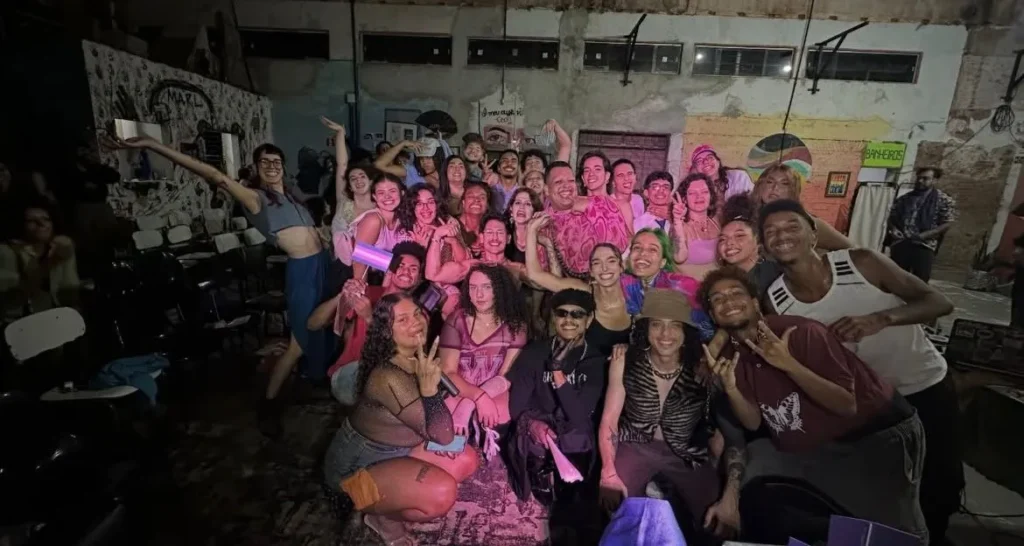 A Cultura Ballroom Faz História no Teatro Ouro Verde em Londrina A Cultura Ballroom Faz História no Teatro Ouro Verde em Londrina