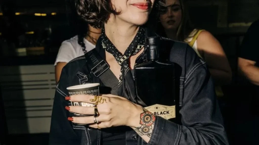 Adeus Balada? O Crescimento das Coffee Raves e o Café na Cultura Jovem