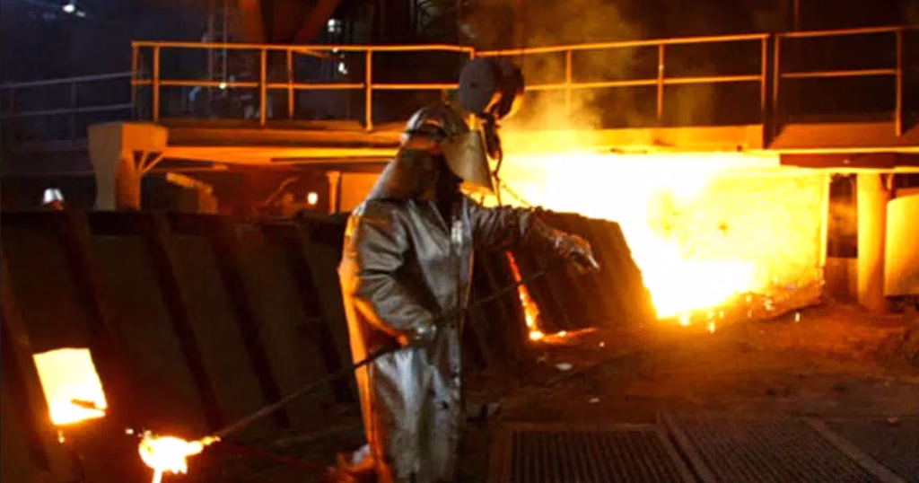 CSN: Da Estabilidade ao Colapso em Quatro Anos e a Pressão para Reduzir Dívida de R$ 41 Bi CSN: Da Estabilidade ao Colapso em Quatro Anos e a Pressão para Reduzir Dívida de R$ 41 Bi