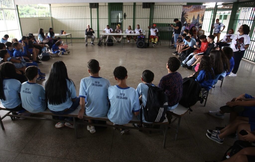 Cultura Popular e Tecnologia se Unem nas Escolas do DF com o Projeto Filhos da Terra