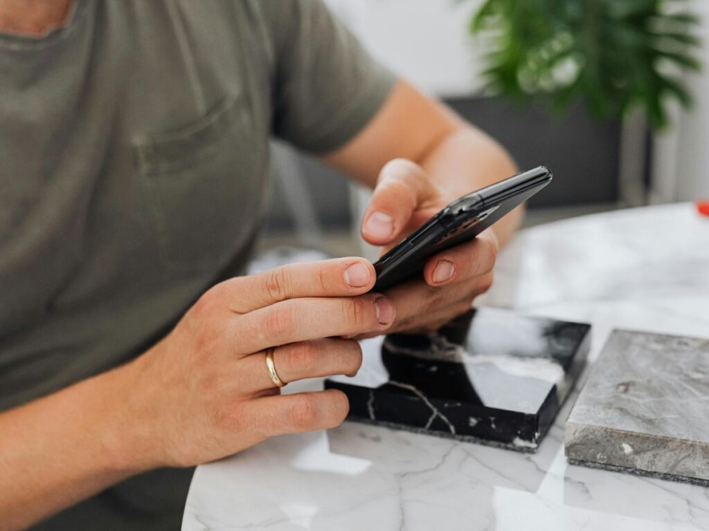 Cursos Gratuitos de Negócios no Instagram e WhatsApp: Inscrições Abertas!