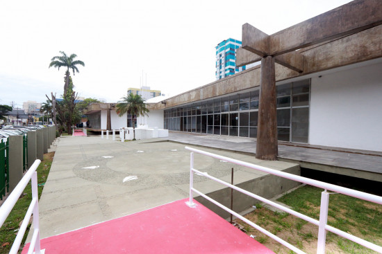 Desafios do Assistente Social na Educação: Palestra na Efem Aborda Temas Cruciais Desafios do Assistente Social na Educação: Palestra na Efem Aborda Temas Cruciais