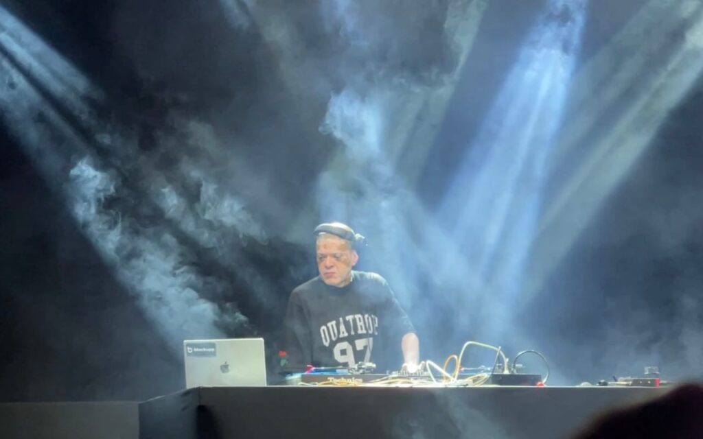 DJ KL Jay e o Legado do Rap: Conexões e Combate ao Preconceito