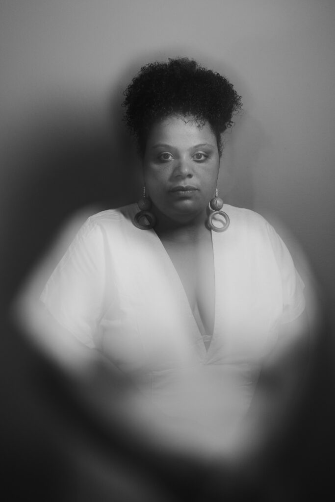 Exposição 'Território de Permanência' Resgata Histórias de Mulheres Negras no Samba Paulista