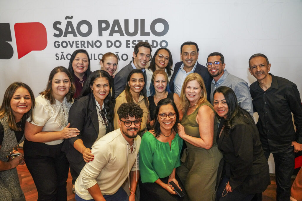 Imersão Internacional: Educadores de SP Compartilham Vivências Transformadoras na Espanha