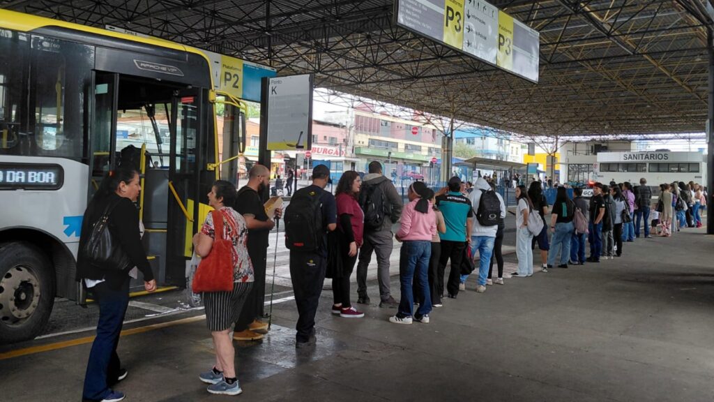 Motoristas de Ônibus em Sorocaba Realizam Paralisação por Segurança e Reposição de Frota