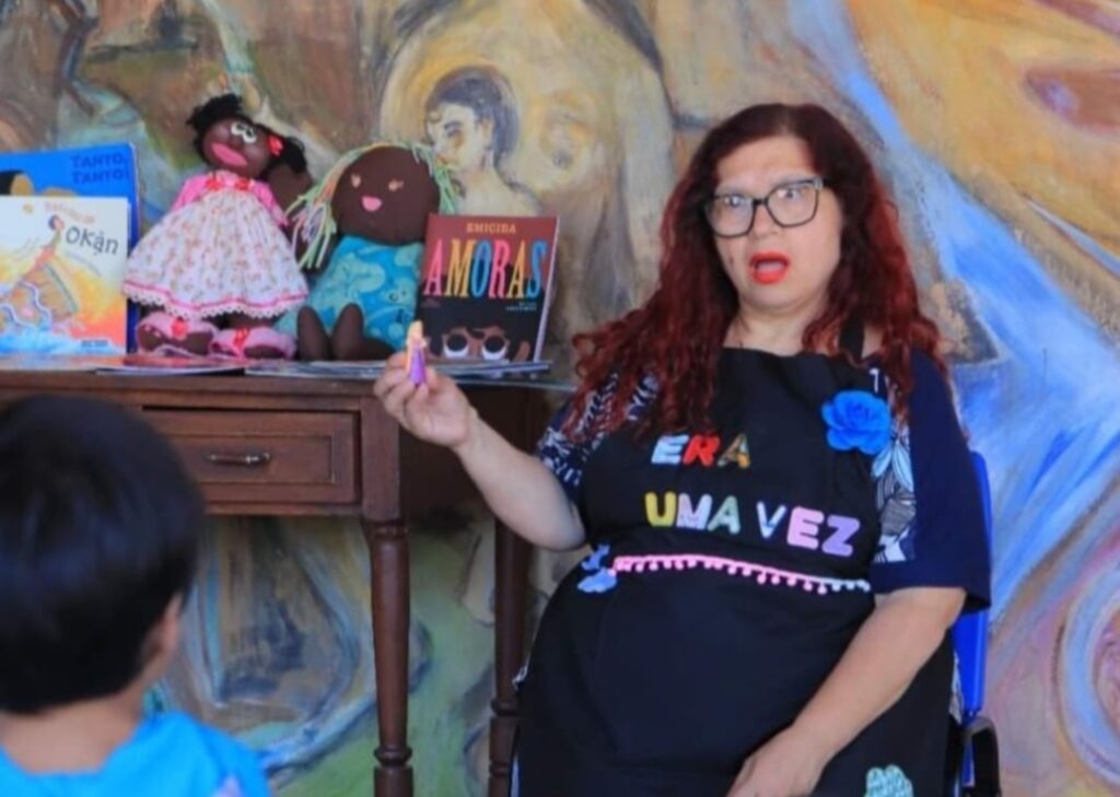 Oficina Antirracista na Semana da Arte e Cultura de Alegrete: Um Passo em Direção à Inclusão Oficina Antirracista na Semana da Arte e Cultura de Alegrete: Um Passo em Direção à Inclusão