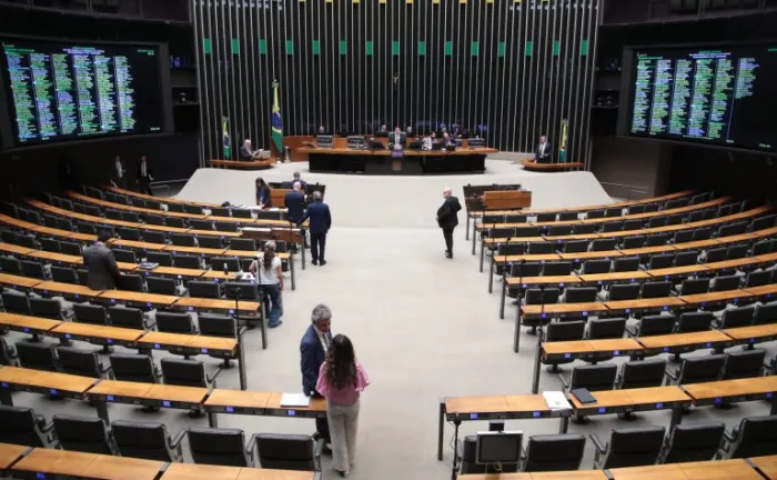 Projeto de Lei Facilita Acesso ao Seguro de Exportação e Gera Expectativas Projeto de Lei Facilita Acesso ao Seguro de Exportação e Gera Expectativas