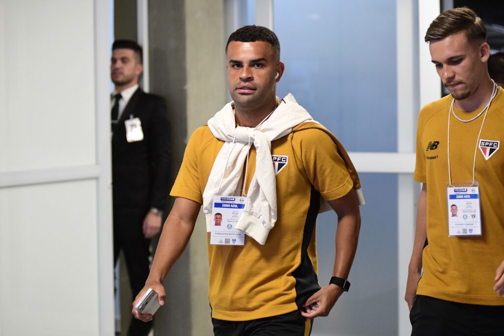 São Paulo Economiza Quase R$ 10 Milhões com Empréstimos de Alisson e Ferraresi