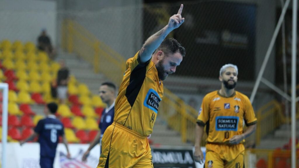 Sorocaba inicia Liga de Futsal com vitória emocionante sobre Minas, destacando Rodrigo Capita Sorocaba inicia Liga de Futsal com vitória emocionante sobre Minas, destacando Rodrigo Capita