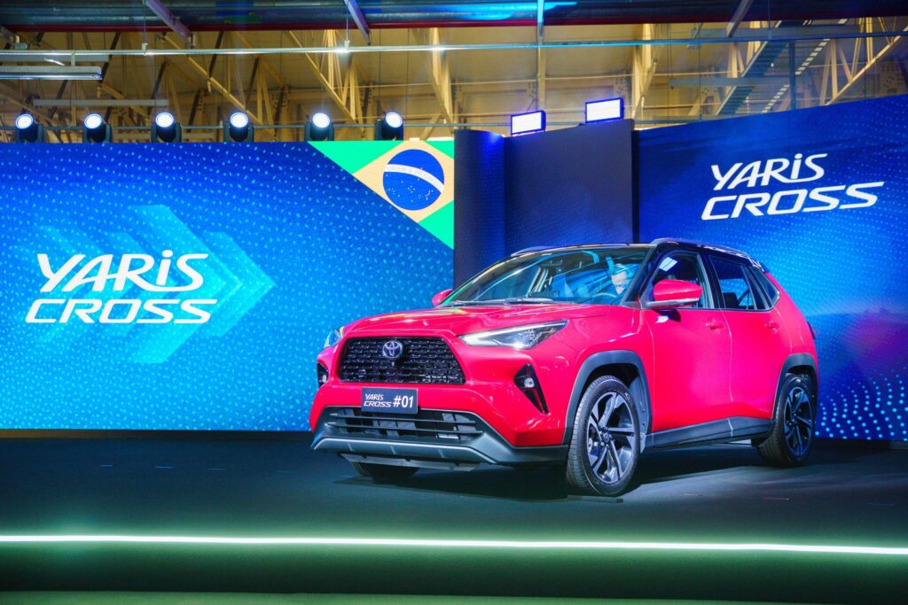Toyota Yaris Cross: Pontos Fortes e Fracos em Teste de Pista Toyota Yaris Cross: Pontos Fortes e Fracos em Teste de Pista