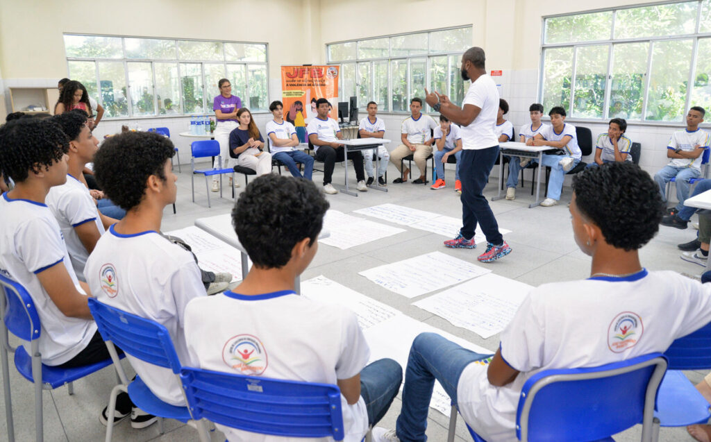 Centro de Educação José Figueiredo Barreto e Instituto Mapear: Enfrentando o Machismo com Educação T
