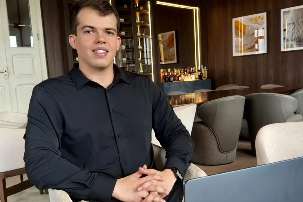 Como Pequenos Negócios Podem Anunciar na Internet com Baixo Investimento e Alta Eficácia