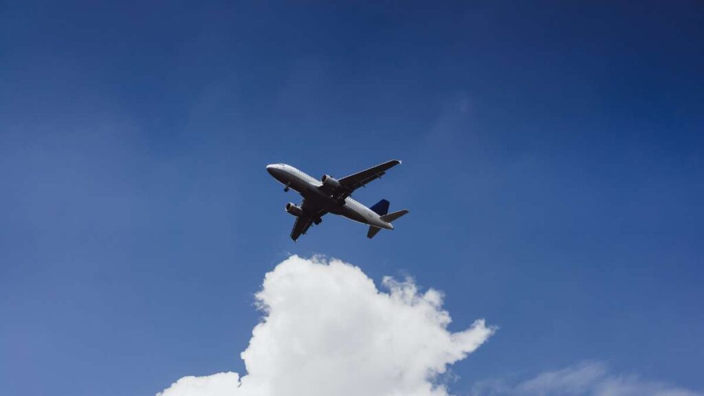 Expectativa de 215 mil passageiros na rodoviária e aeroporto de Campinas durante o feriado