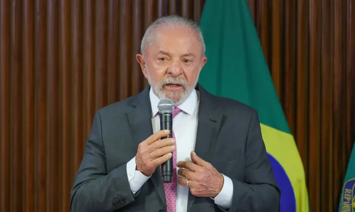 Lula Reafirma que o Brasil Não Precisa de Escolas Cívico-Militares na Educação Lula Reafirma que o Brasil Não Precisa de Escolas Cívico-Militares na Educação