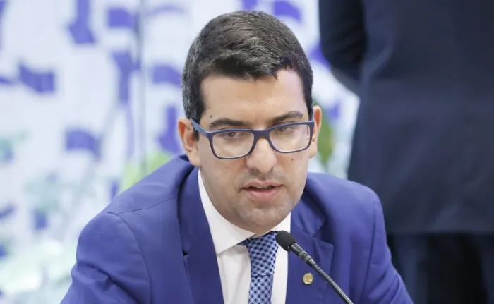 Marcelo Queiroz Assume Presidência da Comissão de Indústria, Comércio e Serviços com Metas Ambiciosas Marcelo Queiroz Assume Presidência da Comissão de Indústria, Comércio e Serviços com Metas Ambiciosa