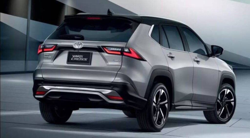 Toyota Yaris Cross 2025: Sucesso nas Estradas com Motorização Híbrida e Consumo de 30 km/l