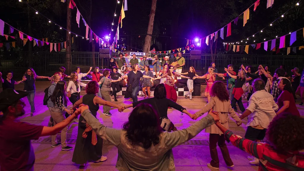 Pina Junina 2026: Celebração da Cultura Popular na Praça da Pinacoteca em São Paulo Pina Junina 2026: Celebração da Cultura Popular na Praça da Pinacoteca em São Paulo