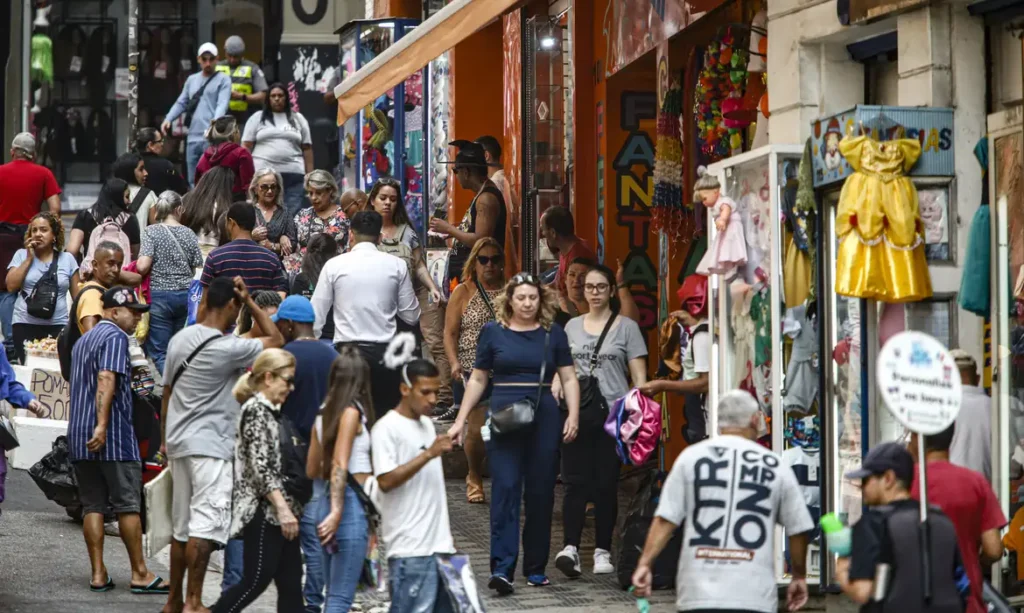 FecomercioSP Prevê Crescimento de 3% nas Vendas do Dia das Mães em SP