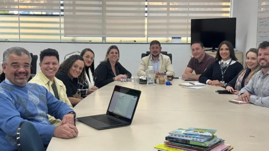 Secretaria da Educação de Sorocaba inicia elaboração do novo Plano Municipal de Educação Secretaria da Educação de Sorocaba inicia elaboração do novo Plano Municipal de Educação