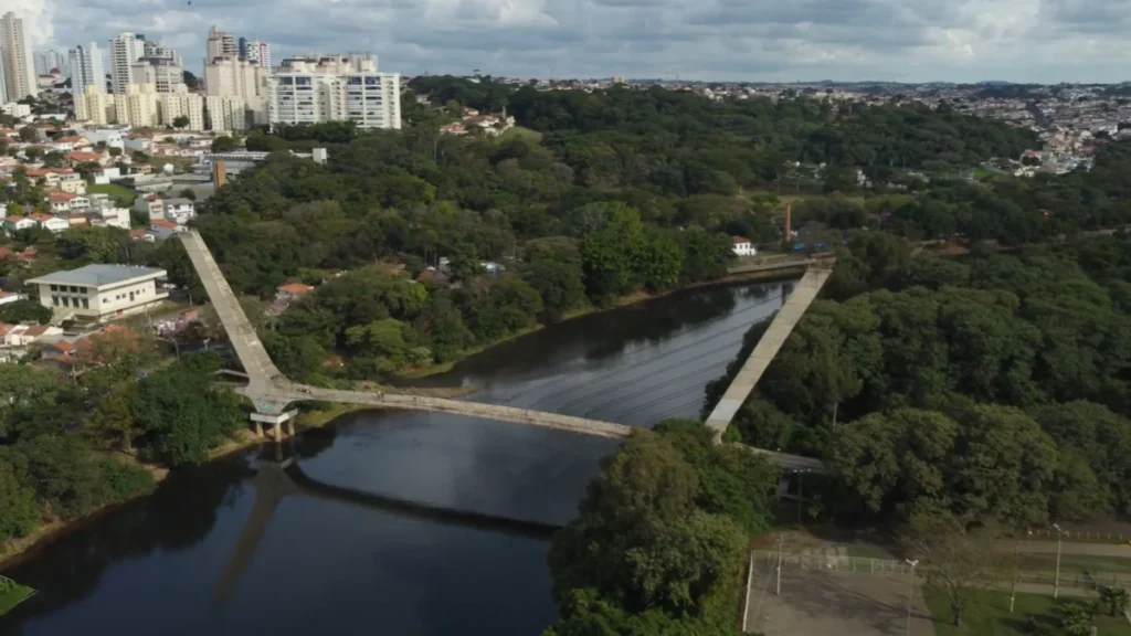 Peixe no Tambor e Mirante Grátis: Descubra o Destino Histórico a 2h de São Paulo