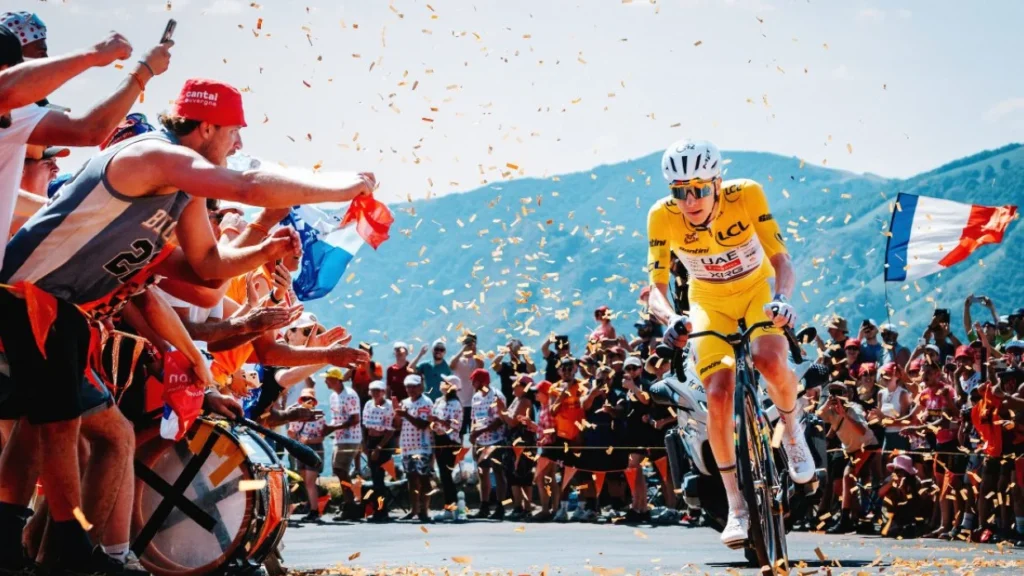 Pogačar Enfrenta Vaias e Reage Com Força no Tour de France Pogačar Enfrenta Vaias e Reage Com Força no Tour de France